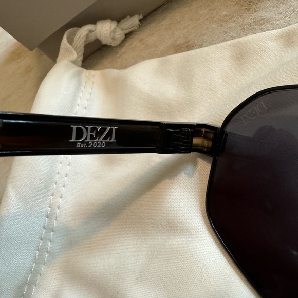 Dezi Sunglasses